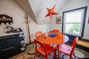 Crow's Nest Crash-Pad